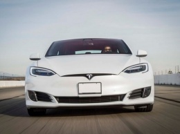 Tesla установила новый рекорд разгона для электромобилей
