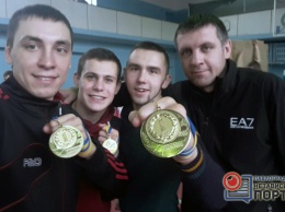 Кикбоксеры привезли в Павлоград три золотых медали