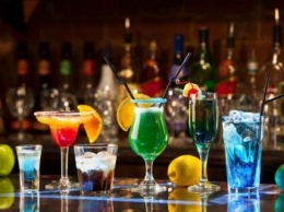 В запорожском кафе незаконно продавали алкоголь без лицензии, заведение оштрафовали на 150 тысяч