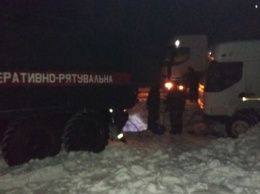 Десять автомобилей на Николаевщине стали заложниками снежной стихии (ФОТО)