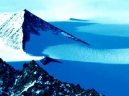 Во льдах Аляски нашли древние пирамиды?