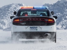 Dodge научился защищать полицейских от атаки с тыла