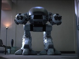 В США продемонстрировали робота, похожего на машину-киллера из «Робокопа»