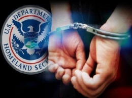 США депортировали сотни нелегалов за выходные