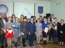 Двенадцать николаевских педагогов стали победителями областного этапа конкурса " Учитель года -2017"