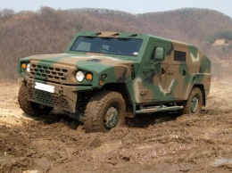 Kia клонировала армейский внедорожник Hummer?!