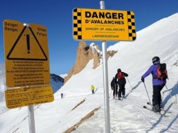 В Альпах под лавиной оказались девять человек, есть жертвы