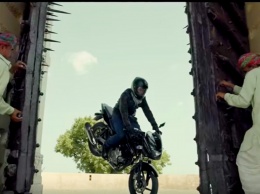 Реклама мотоцикла Bajaj Pulsar попала в список 100 самых обманчивых роликов Индии