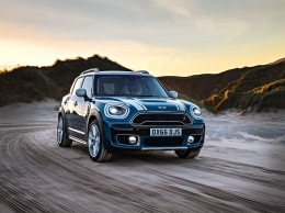 MINI озвучила цену своего нового Countryman