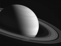 Cassini передала на Землю снимок кольца F Сатурна