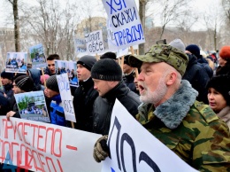 Студентов Донецка согнали на митинг против ОБСЕ. Молодежь прячет лица. Появилось видео