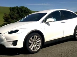 Elon Musk подтвердил выпуск Tesla Model X в сентябре