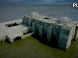 В Мексике из-под воды вновь показался 400-летний храм