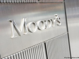 Агентство Moody's повысило прогноз по кредитному рейтингу России