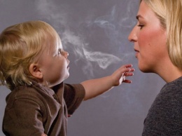 Ученые объявили о " пользе" сигарет для детей курильщиков