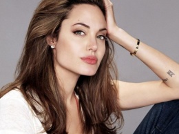 Анджелина Джоли впервые появилась на публике после разрыва с мужем