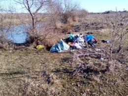 Река Веревчина в Херсоне - «мусорная мекка»? (фото)