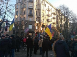 В Киеве начались столкновения между полицией и сторонниками блокады ОРДЛО