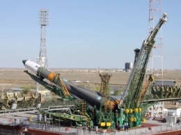Сборка ракеты-носителя «Союза-У» с грузовым кораблем «Прогресс МС-05» подошла к завершению