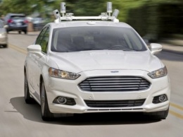 Ford признал системы полуавтономного вождения бесполезными