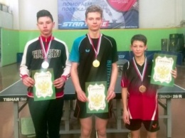 Ялтинка стала чемпионкой Крыма по настольному теннису среди девушек