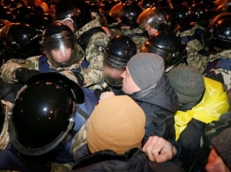 Имитационные псевдопротесты на Майдане организовал Порошенко