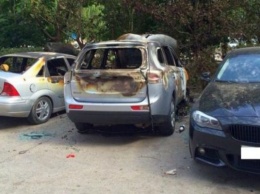 Ростовчанин в честь купленной BMW спалил три иномарки