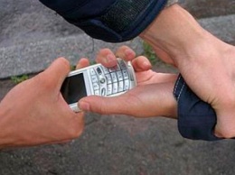 В Днепродзержинске задержали любителя чужих телефонов
