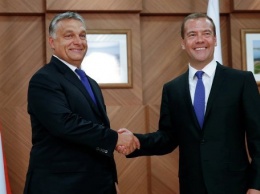 Медведев заявил о прекрасных отношениях Венгрии и России