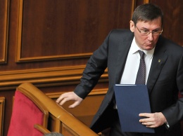 Рада одобрила в первом чтении законопроект для заочного суда над Януковичем