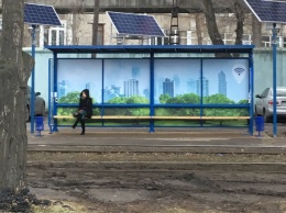 В Николаеве появилась первая "умная" трамвайная остановка