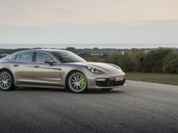 Porsche Panamera Turbo S E-Hybrid получил рублевый ценник