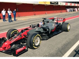 Formula-1: в сеть «утекли» фотографии нового болида Haas VF-17