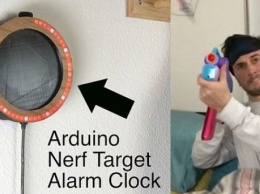 Инженер создал будильник, который можно расстрелять