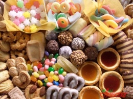 Ученые узнали, какую неизлечимую болезнь, кроме диабета, могут спровоцировать сладости