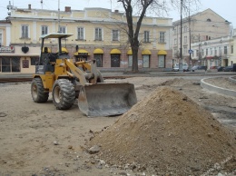 На Тираспольской площади возобновили ремонтные работы (фото)
