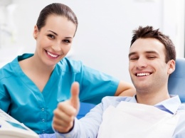 На Киевщине врач выломал зуб пациенту вместе с челюстью