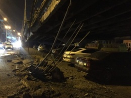 В Киеве обвалился Шулявский мост