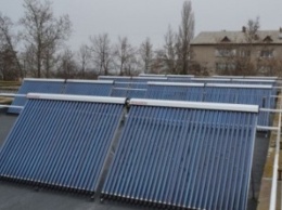 В Николаевской детской областной больнице заканчиваются работы по установке солнечных коллекторов