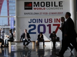 LG, BlackBerry, Motorola и Sony представили новинки на Всемирном мобильном конгрессе