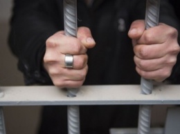 В Бахмуте задержан сотрудник СИЗО, который поставлял заключенным марихуану
