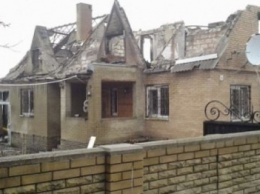 Мина на крыше больницы и взрыватель возле частного дома обнаружены в Славянске