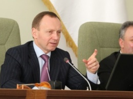 Владислав Атрошенко пригрозил «вынести» МАФы за город