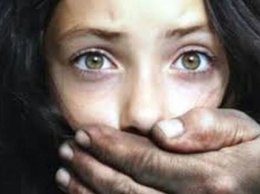 На Волыни извращенец 3 года насиловал 10-летнюю девочку-инвалида