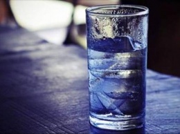 4 причины НЕ пить холодную воду и 5 полезных свойств теплой воды
