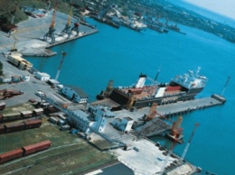 Черноморский порт оптимизирует оформление грузов на паромном комплексе