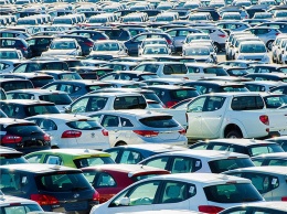 Какие автомобили теряют в цене быстрее?
