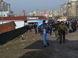 В Киеве активисты остановили строительство возле метро "Харьковская"