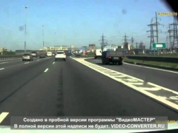 Водители чудом выжили после столкновения авто в Санкт-Петербурге
