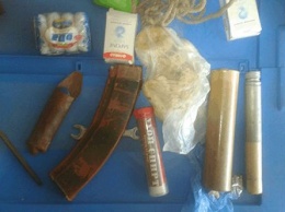 На блокпосту «Лисичанск-Горское» в автомобиле «Новой почты» нашли взрывчатку и боеприпасы